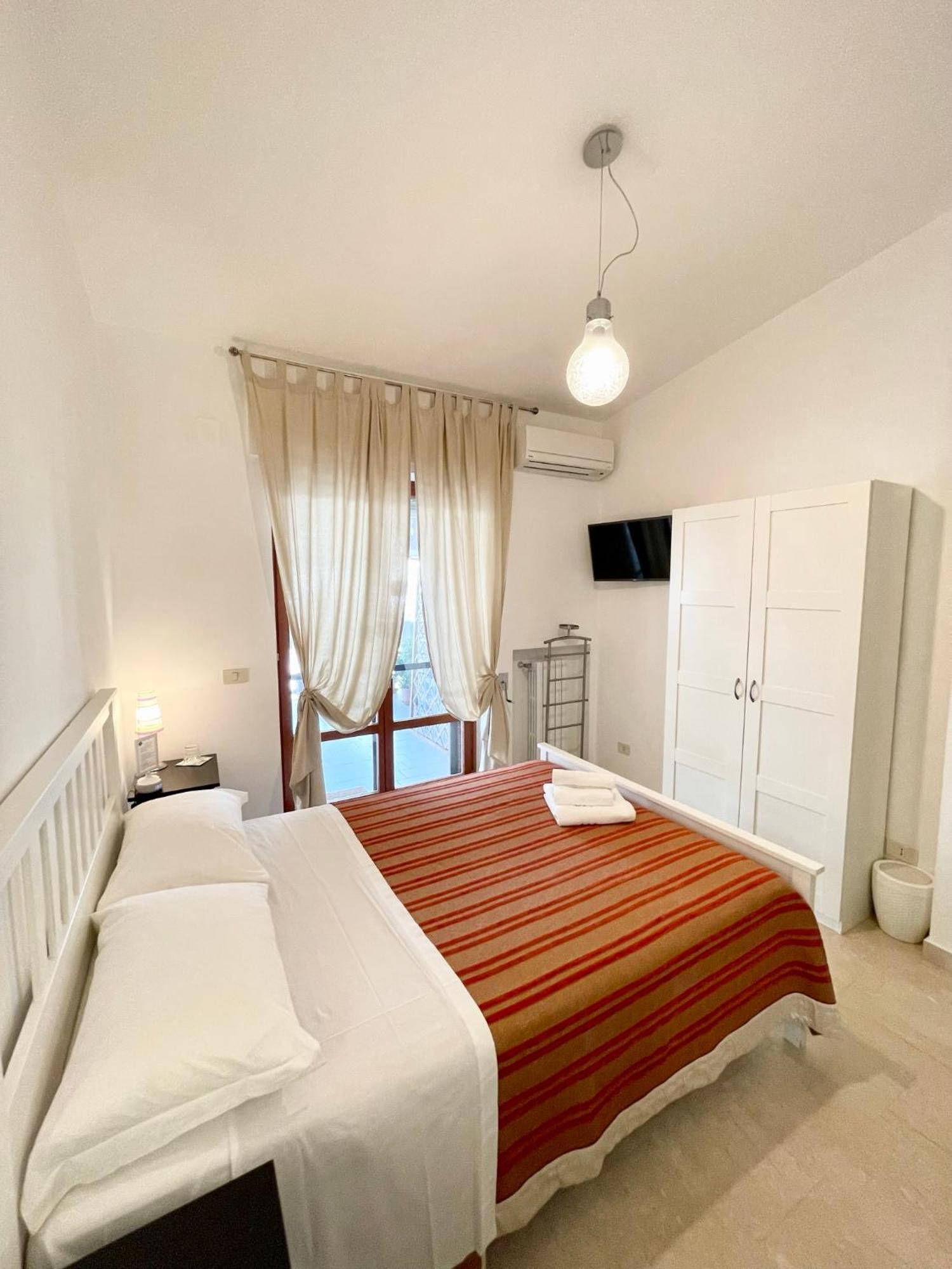 B&B Le Saline Taranto Eksteriør bilde